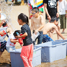 水かけ祭り