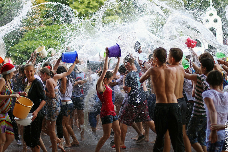 水かけ祭り